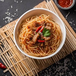 แซ่บเส้น พาสต้า - ผัดพริกแห้ง คั่วพริกเกลือ น้ำปั่นผลไม้ปั่น ขนมปังปิ้ง บางซื่อ
