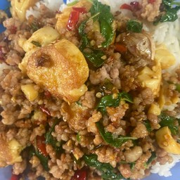 กะเพราหมูสับเต้าหู้