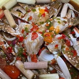 ยำ ปูม้าสด