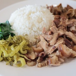 ข้าวขาหมู + ไส้
