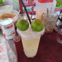 น้ำมะนาวสด