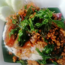 ข้าวกระเพราหมู-ไก่