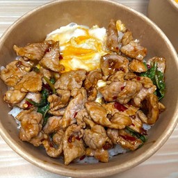 กระเพราหมูชิ้น