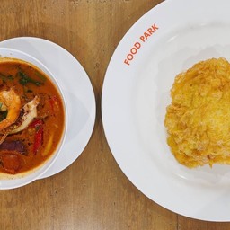 ข้าวไข่เจียว + ต้มยำทะเลน้ำข้น