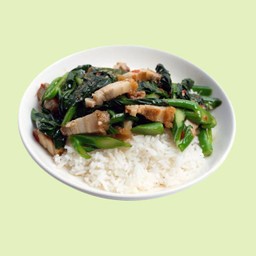 ข้าวคะน้าหมูกรอบ