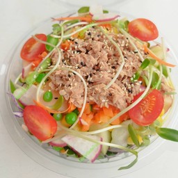 สลัดผักผลไม้ทูน่า