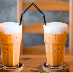 ชาไทย + ชาไทย (Iced)