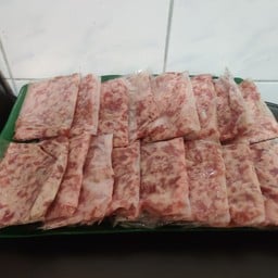 เจ๊สุกระเทยยำ ยำ-ชาบู เสียบไม้ (อ่าวอุดม)