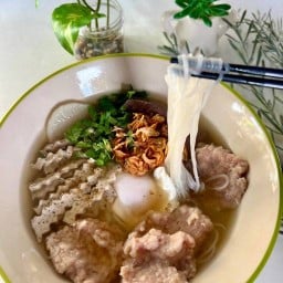 ก๋วยจั๊บญวน บช. ก๋วยจั๊บญวน บช. ซ.อินทมาระ47