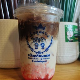 กาแฟนมสดสตอเบอรี่ เย็น