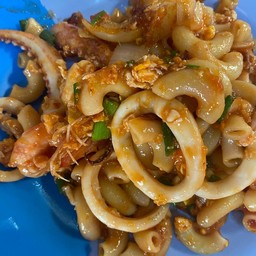 มักโรนีซอสทะเล