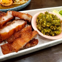 น้ำพริกหนุ่มสามชั้นทอด