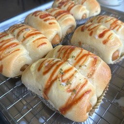 ขนมปังไส้กรอกคู่