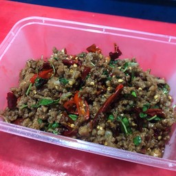 กะเพราเนื้อสดสับ(เป็นกับข้าว)