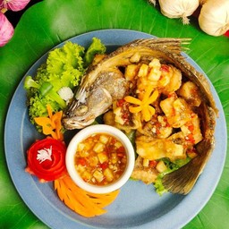 ปลาทับทิมราดพริก