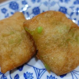 ปลาท่องโก๋ยัดใส้ใบเตย