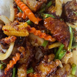 พริกเผาหมูกรอบ