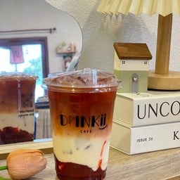 สตรอเบอรี่ชาไทยนมสด