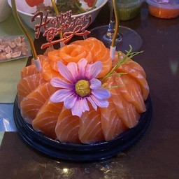 เค้กแซลมอน 300กรัม (แถมป้ายHBD)