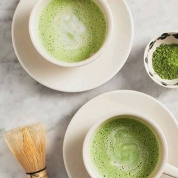 Premium Matcha Latte (HOT)