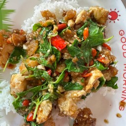 กะเพราไก่ทอด