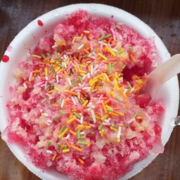 น้ำแข็งใสใส่เครื่อง