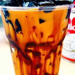 เฉาก๊วยชากังราว- นมสดชาไทยเย็น