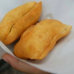 ปลาท่องโก๋ ยัดใส่ นมข้น