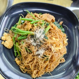 ผัดซีอิ๊วเส้นหมี่