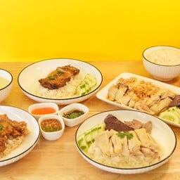 อรุณข้าวมันไก่ นครพนม
