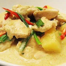 แกงกระหรี่ไก่