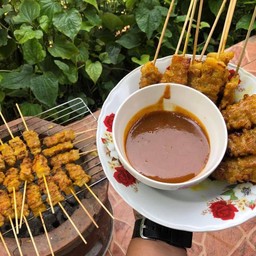 หมูสเต๊ะ เอิร์ธ