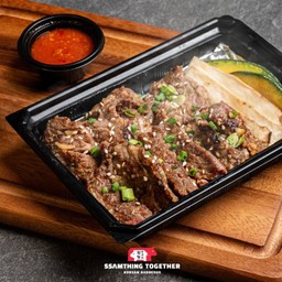 A la carte - เนื้อร่องซี่โครงหมักกระเทียม