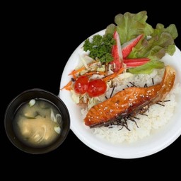 ข้าวหน้าแซลมอนซอสเทอริยากิ+ซุปมิโสะ