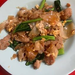 เฮียตี๋ราดหน้า สุกร1