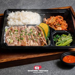 ชุดข้าว - สันคอหมูหมักซอสผลไม้