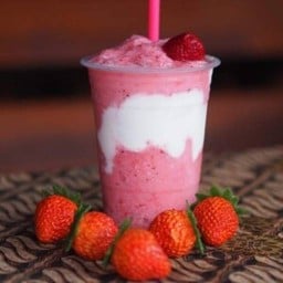 Smoothies Yougurt สมูทตี้โยเกริ์ต คว่ำไม่หก