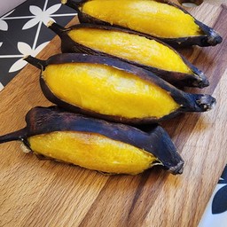 กล้วยหักมุกปิ้งชุด 4 ใบ