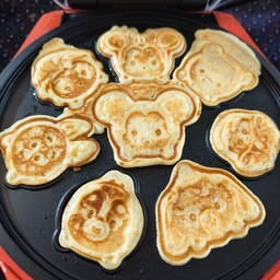 ขนมแพนเค้กตุ๊กตา