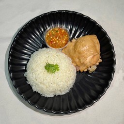 ตุ๋นตุ๋น ข้าวไก่ต้มน้ำปลา