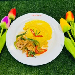 ไข่ข้นพะแนงหมู