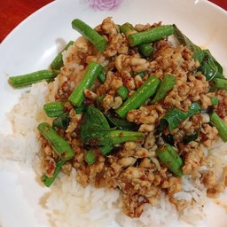 ข้าวราดพริกแกง