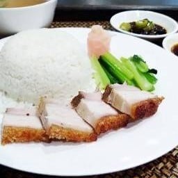 ข้าวหมูกรอบ