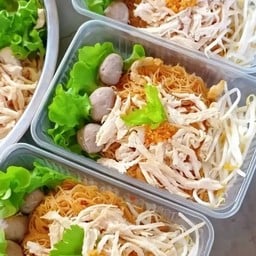 คัวกะเทย (หมี่คลุกเตี๋ยวแห้ง)