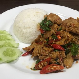 ผัดกะเพราไก่ เจ