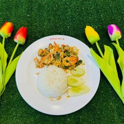 ข้าวกระเพรารวมทะเล