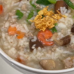 ข้าวต้มทรงเครื่อง