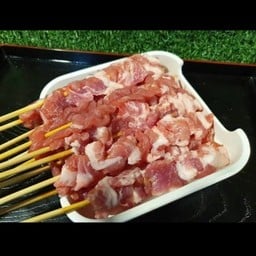 ส้มตำ ยำ&ชาบู ลูกชิ้นทอด หน้าเซเว่น ตรงข้าม warp zone