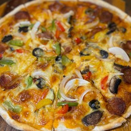 พิซซ่าเห็ดแชมปิญอง และพริกหยวก