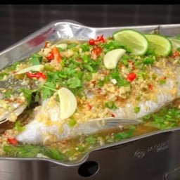 ปลากระพงนึ่งมะนาว